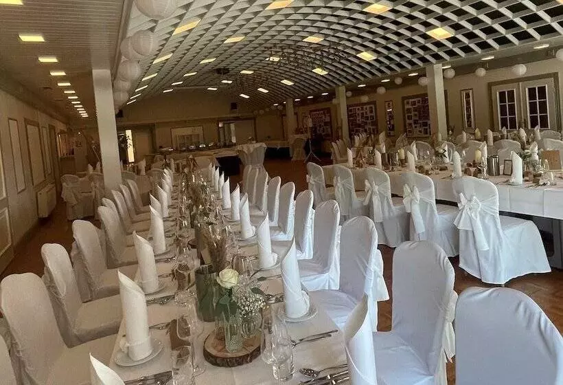 Paulsen S Landhotel Und Restaurant