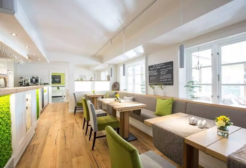 Paulsen S Landhotel Und Restaurant