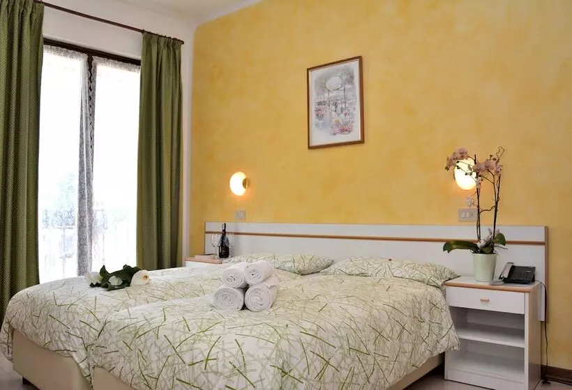 Stella D Oro Hotel & Apartments