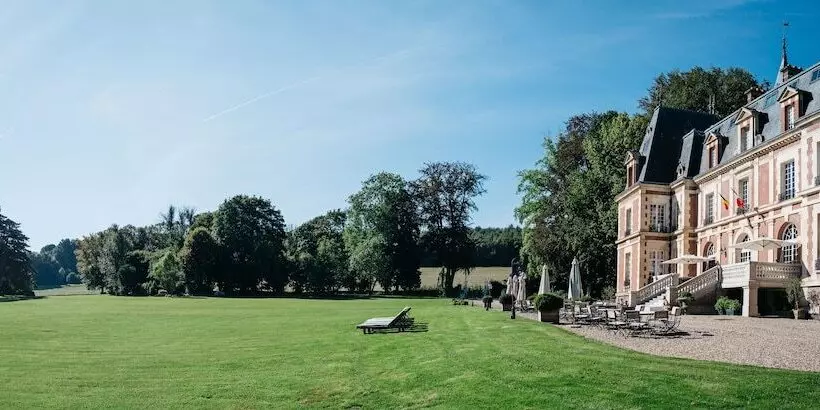 Chateau Hotel De Belmesnil