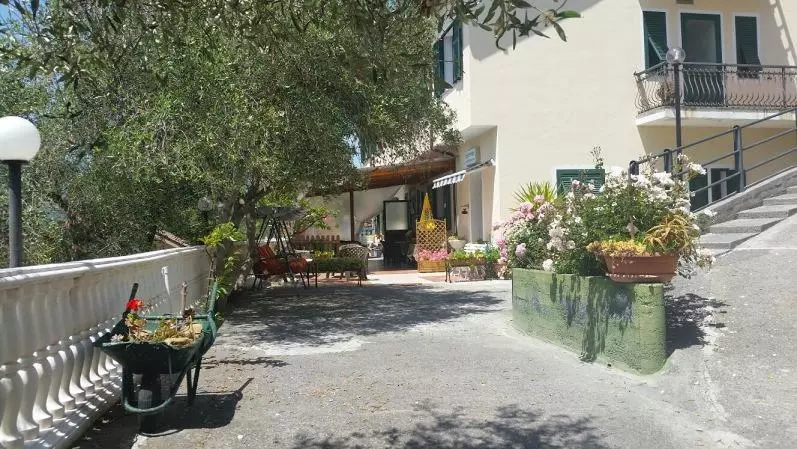 호텔 Albergo Dolcedo