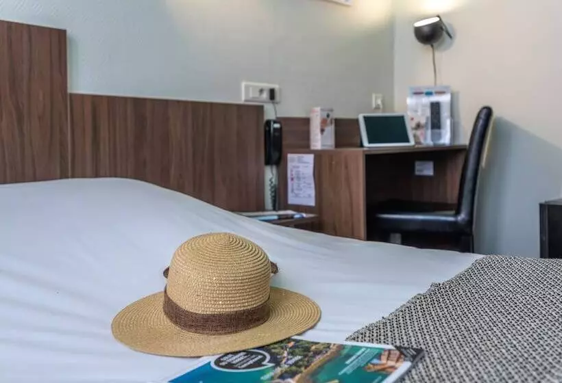 هتل Anne De Bretagne