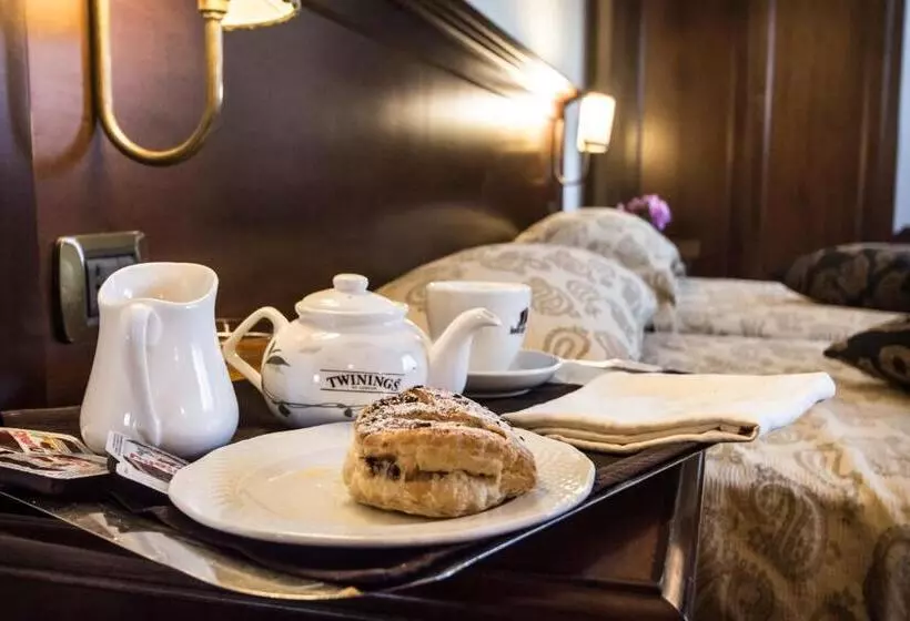 هتل Antica Stazione