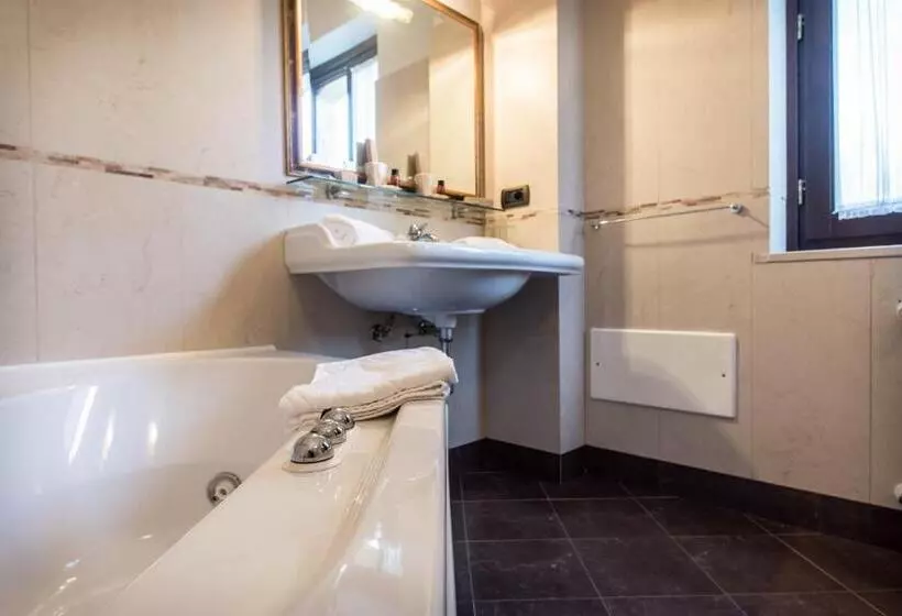 هتل Antica Stazione