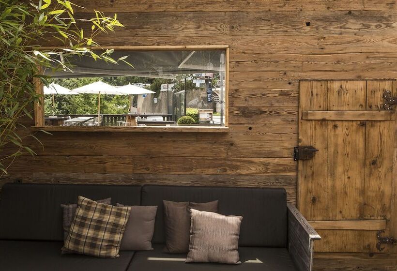 בית מלון כפרי Arena Lodge