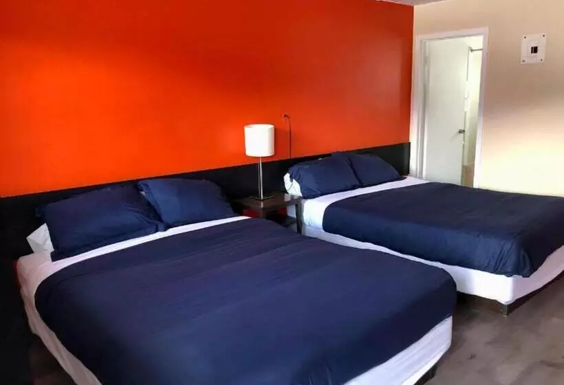 בית מלון כפרי Canterbury Inn