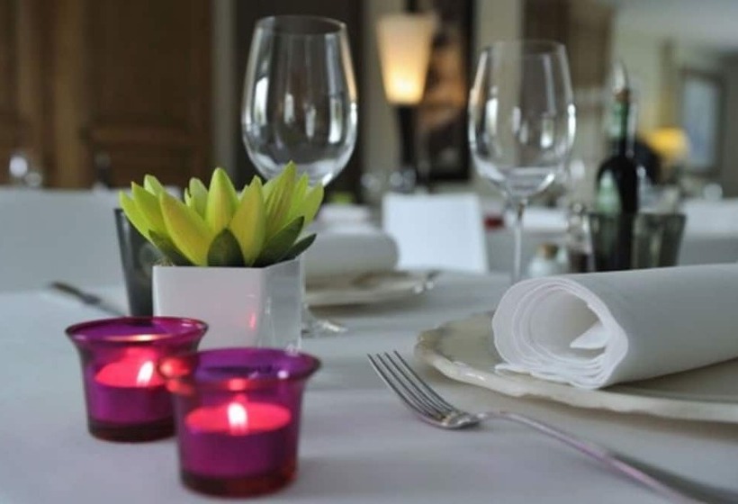 فندق Du Cote Des Olivades