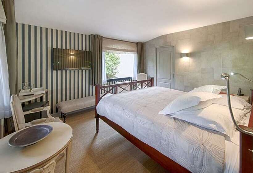 فندق Du Cote Des Olivades