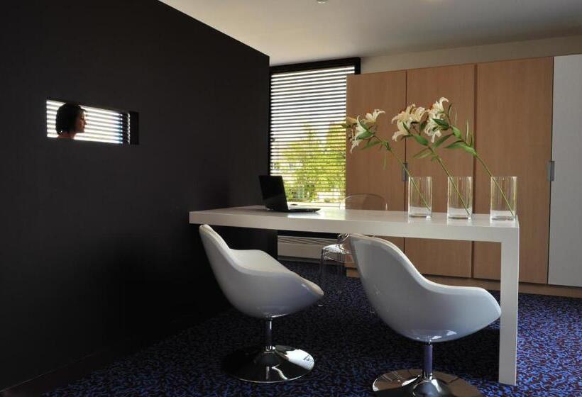 Отель Hôtel De La Plage