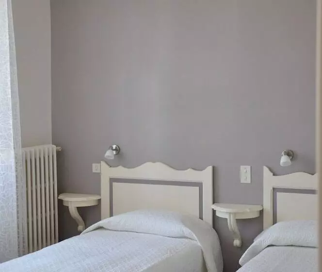 בית מלון כפרי Hôtel Les Echevins