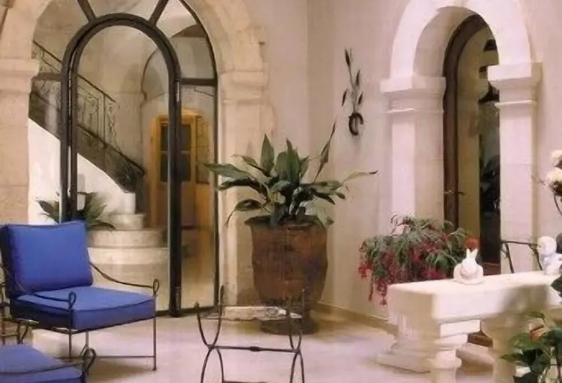 בית מלון כפרי Hôtel Les Echevins