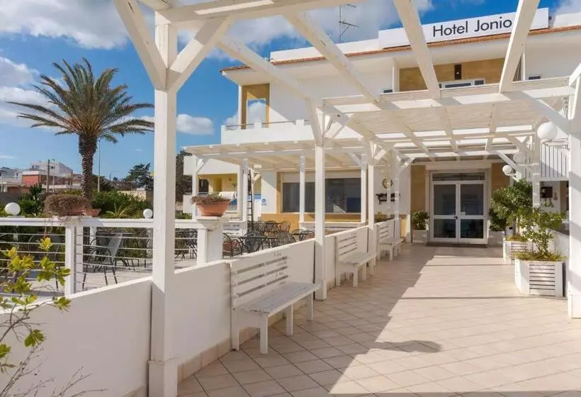 Hotelli Jonio