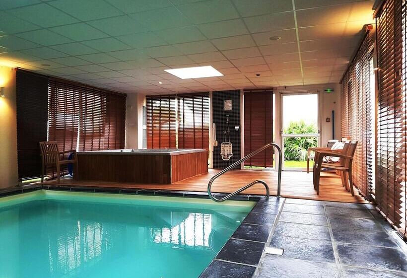 Отель Ibis Styles Morlaix