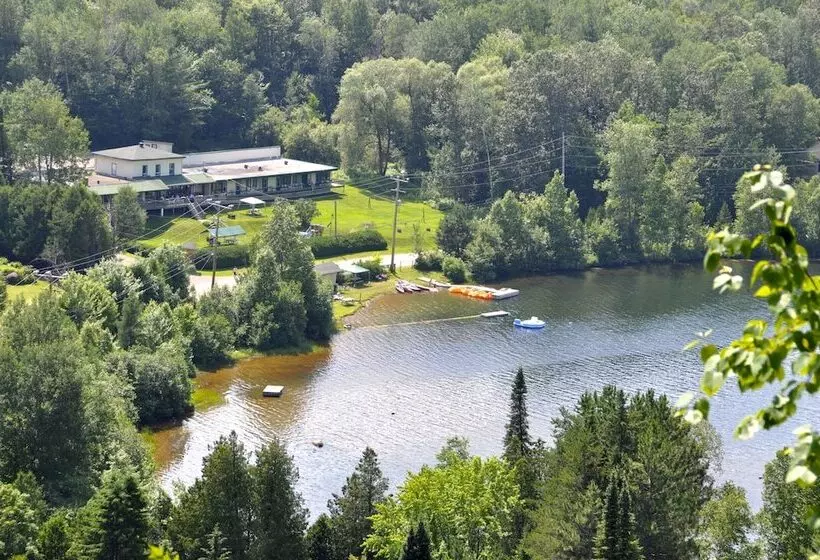 Hotel Le Boisé Du Lac