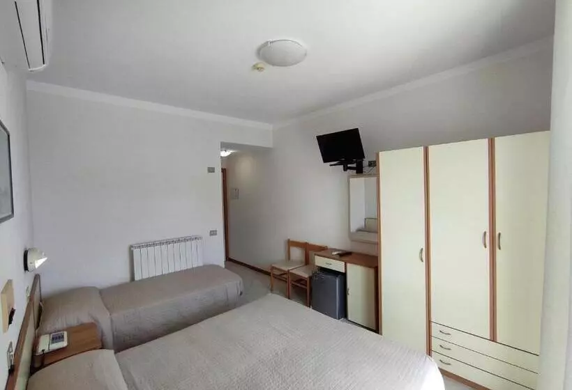 Отель Marystella