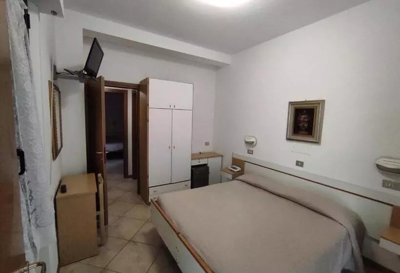 Отель Marystella