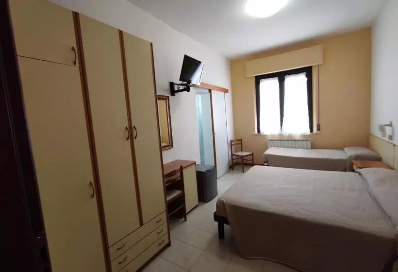 Отель Marystella