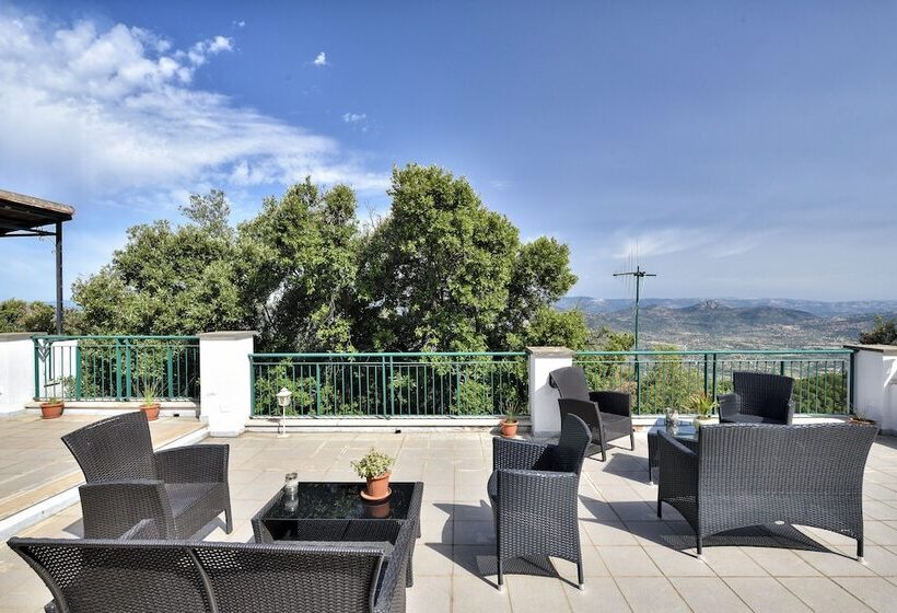 ホテル S'enis Monte Maccione