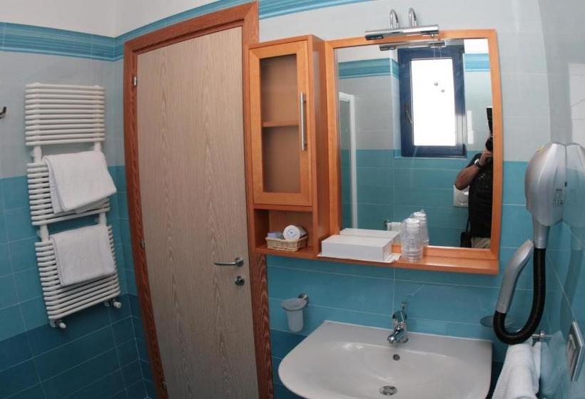 בית מלון כפרי Yria