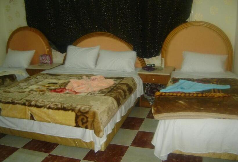 Isis Hostel 2