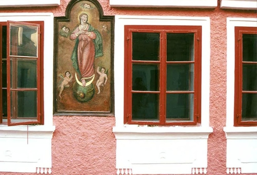 Mini Hotel Abraka & Apartments