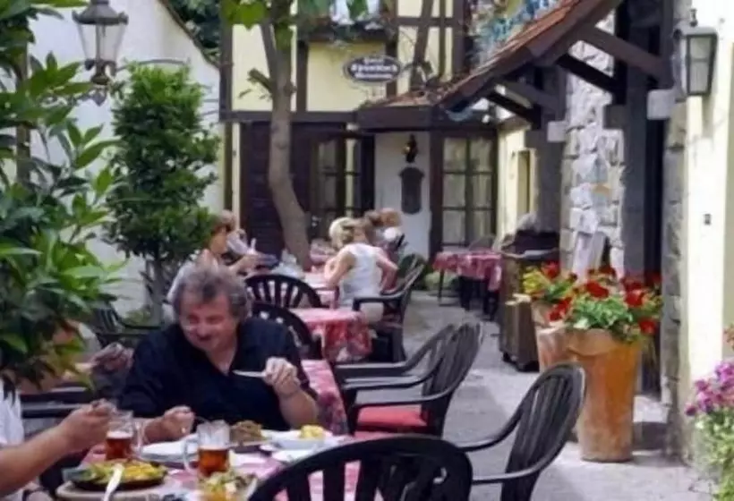 Spundloch  Das Hotel & Weinrestaurant