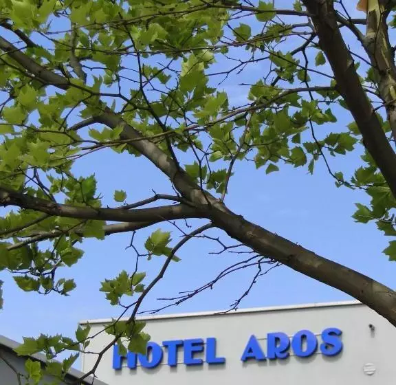 酒店 Aros
