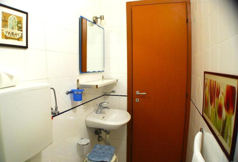 فندق Albergo Teatro