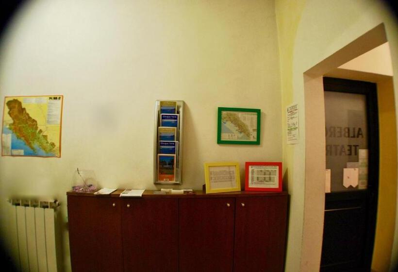 فندق Albergo Teatro