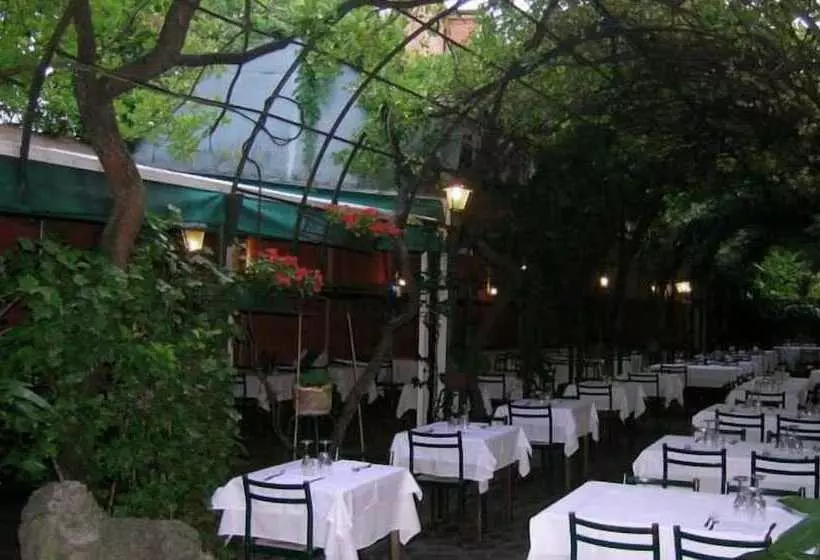 هتل Antica Locanda Montin