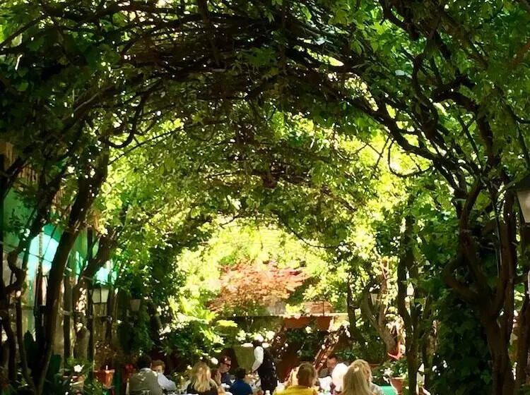 هتل Antica Locanda Montin