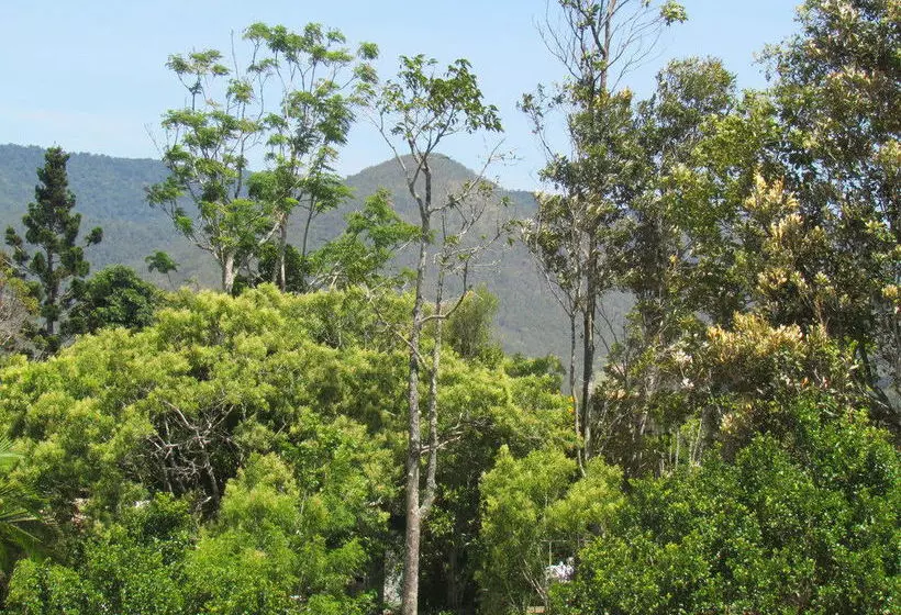 فندق Atherton Travellers Park