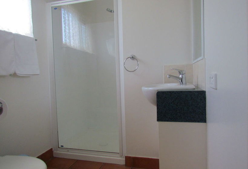 ホテル Atherton Travellers Park