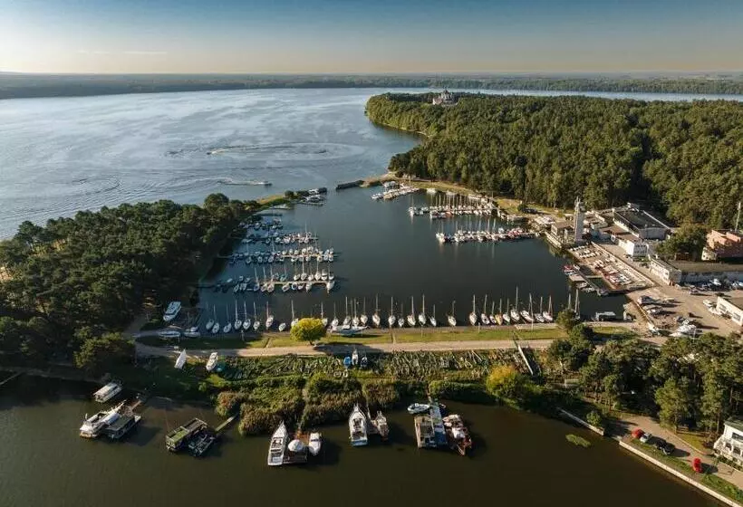 هتل Baltosios Bures