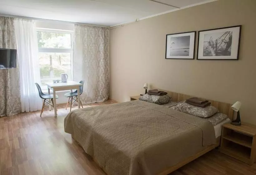 هتل Baltosios Bures