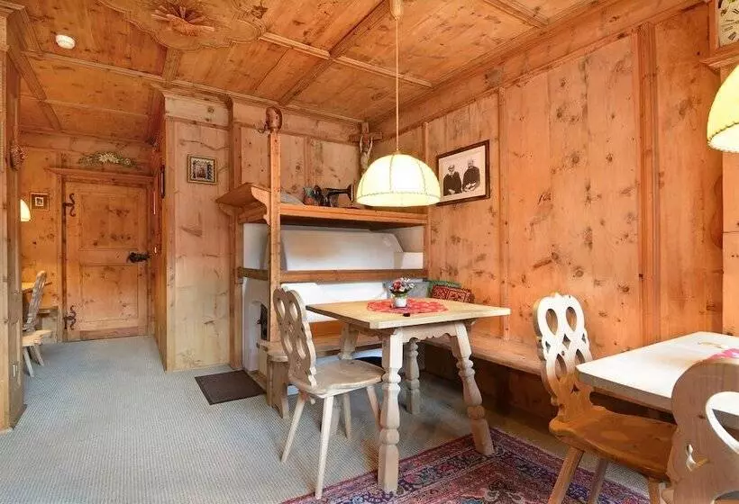 호텔 Dolomites Inn