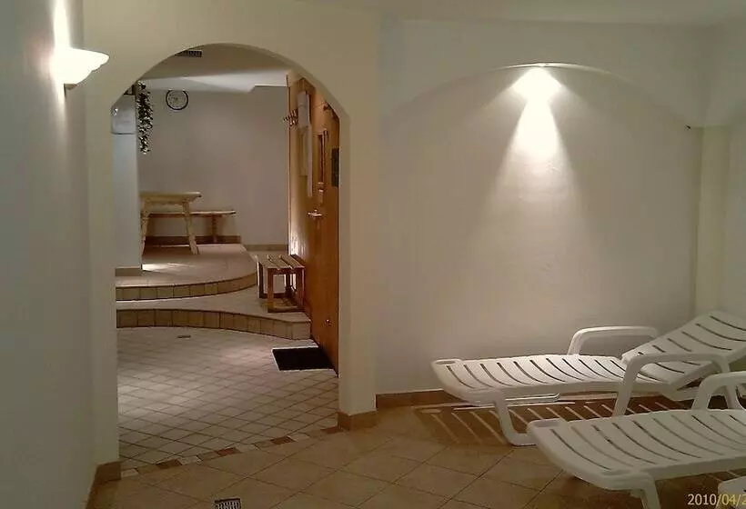 호텔 Dolomites Inn