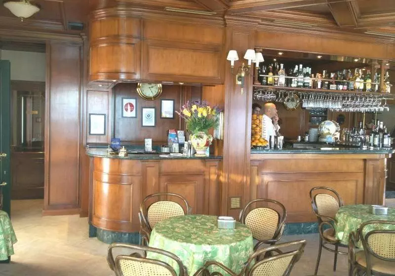 Hotel Du Lac Menaggio