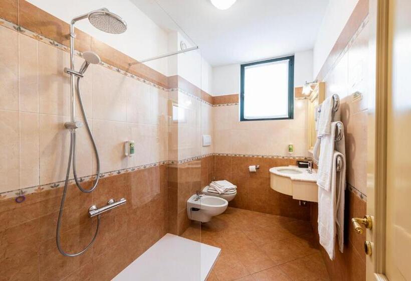 فندق Du Lac Menaggio