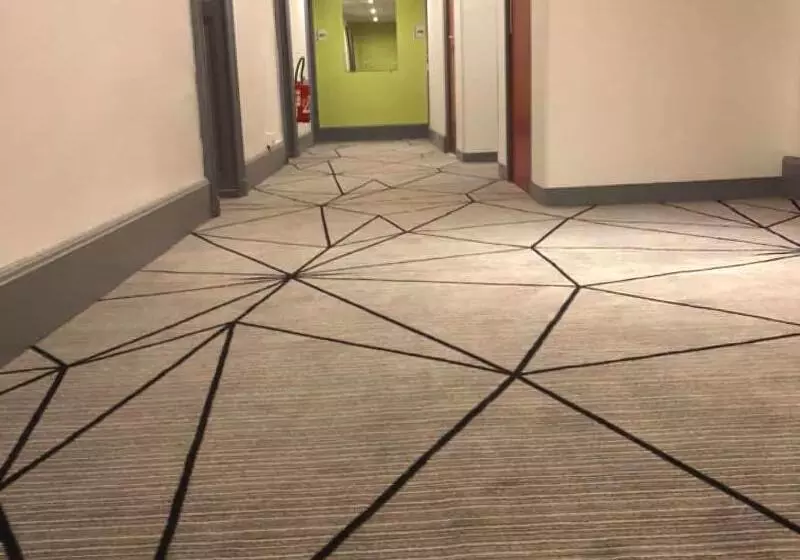 Enzo Hotels Contrexeville