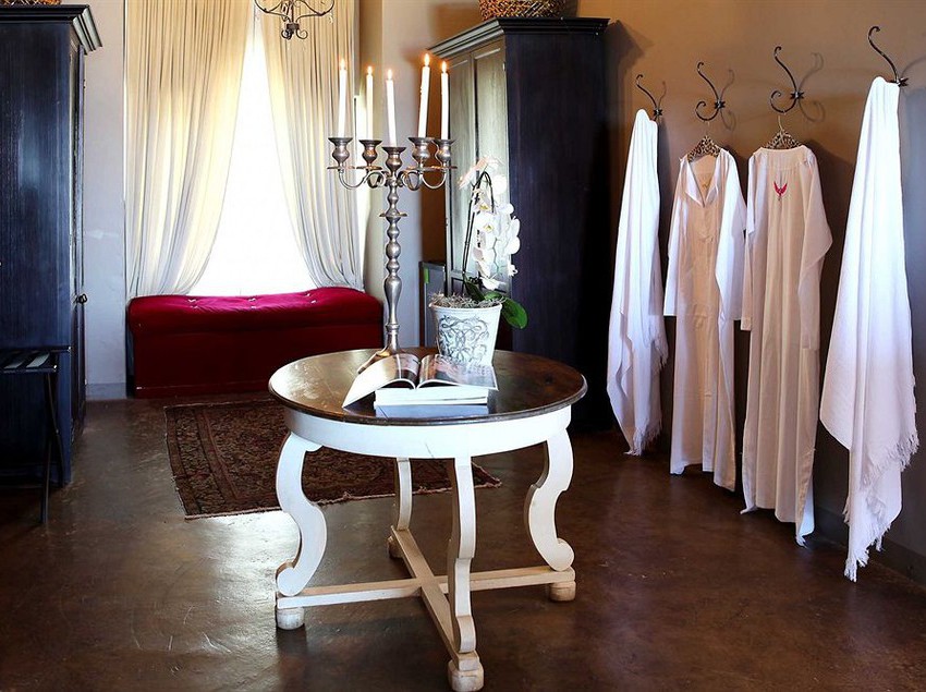 Отель Grand Africa Rooms And Rendezvous