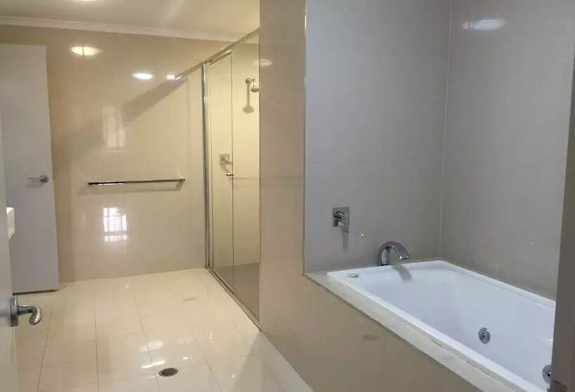 The Smith Hotel Darwin