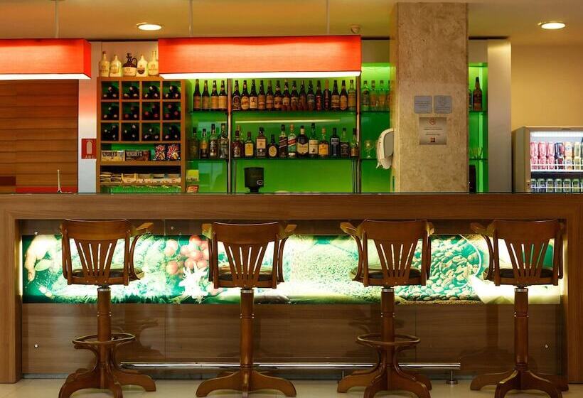 ホテル Ibis Vitoria Da Conquista