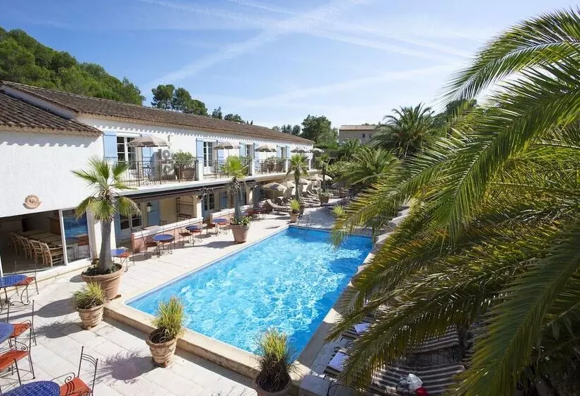 בית מלון כפרי La Bastide De Valbonne