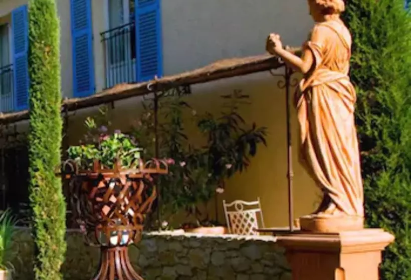 בית מלון כפרי La Bastide De Valbonne