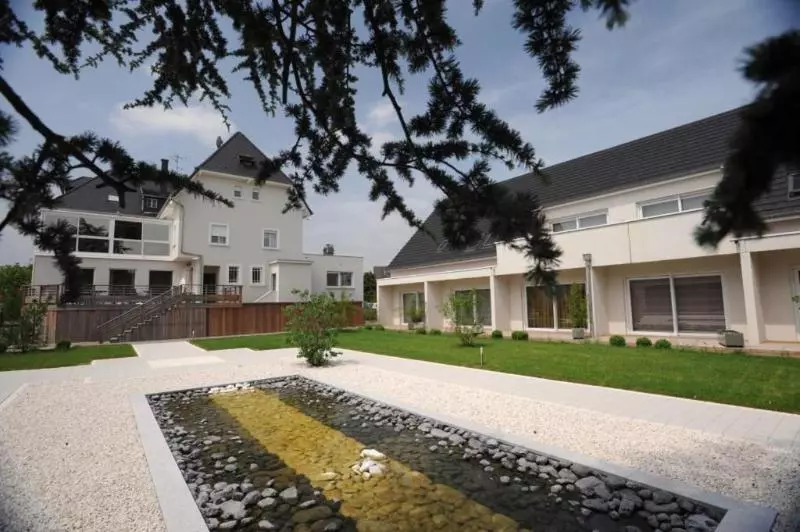 فندق La Source Des Sens