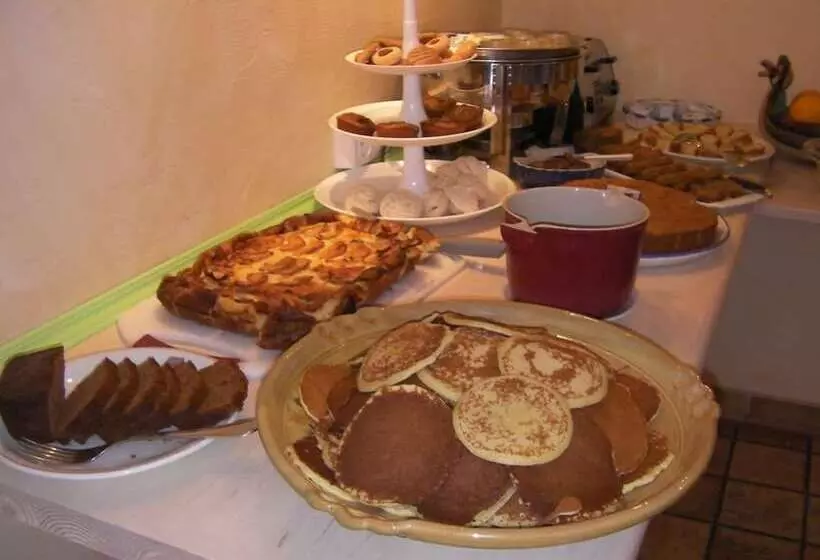 Отель Men Er Vro