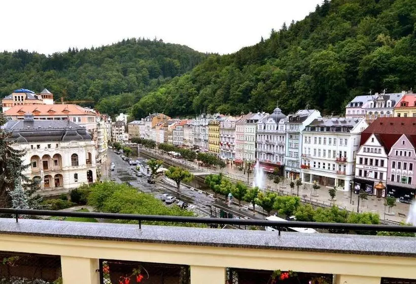 هتل Olympia Wellness