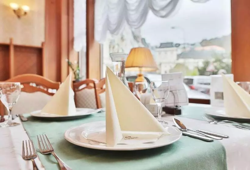 هتل Olympia Wellness