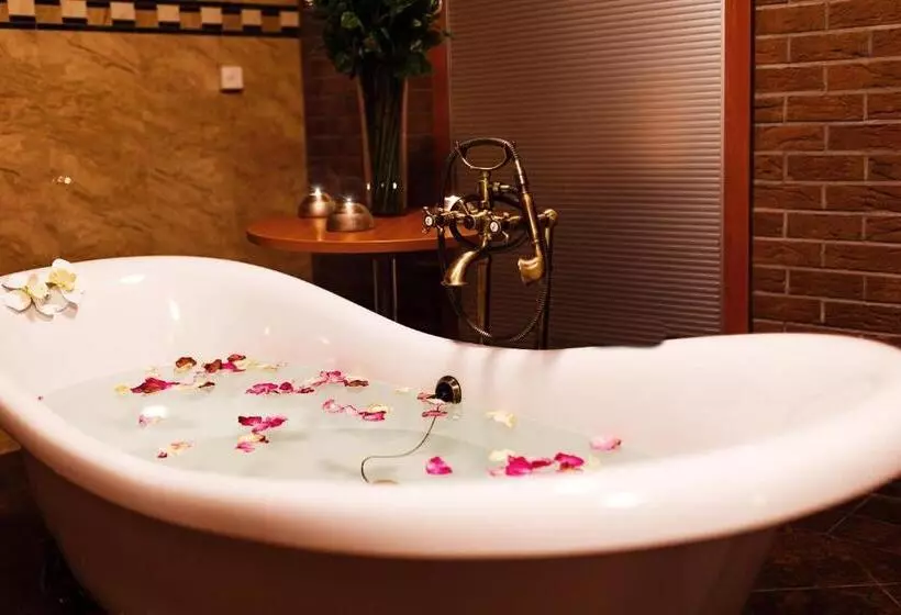 هتل Olympia Wellness